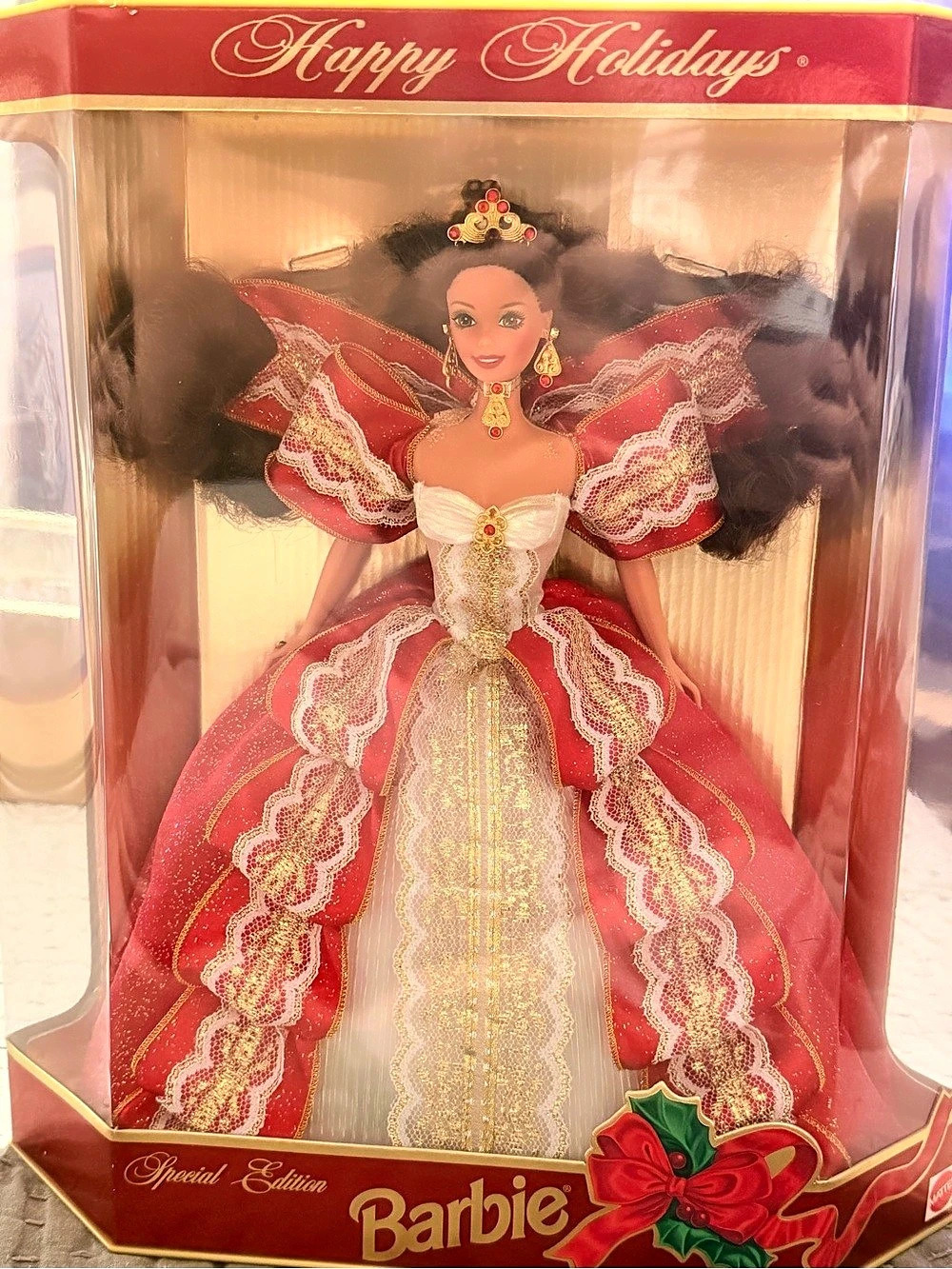 Barbie 1997 Holiday Barbie Special Edition Doll in Red & White